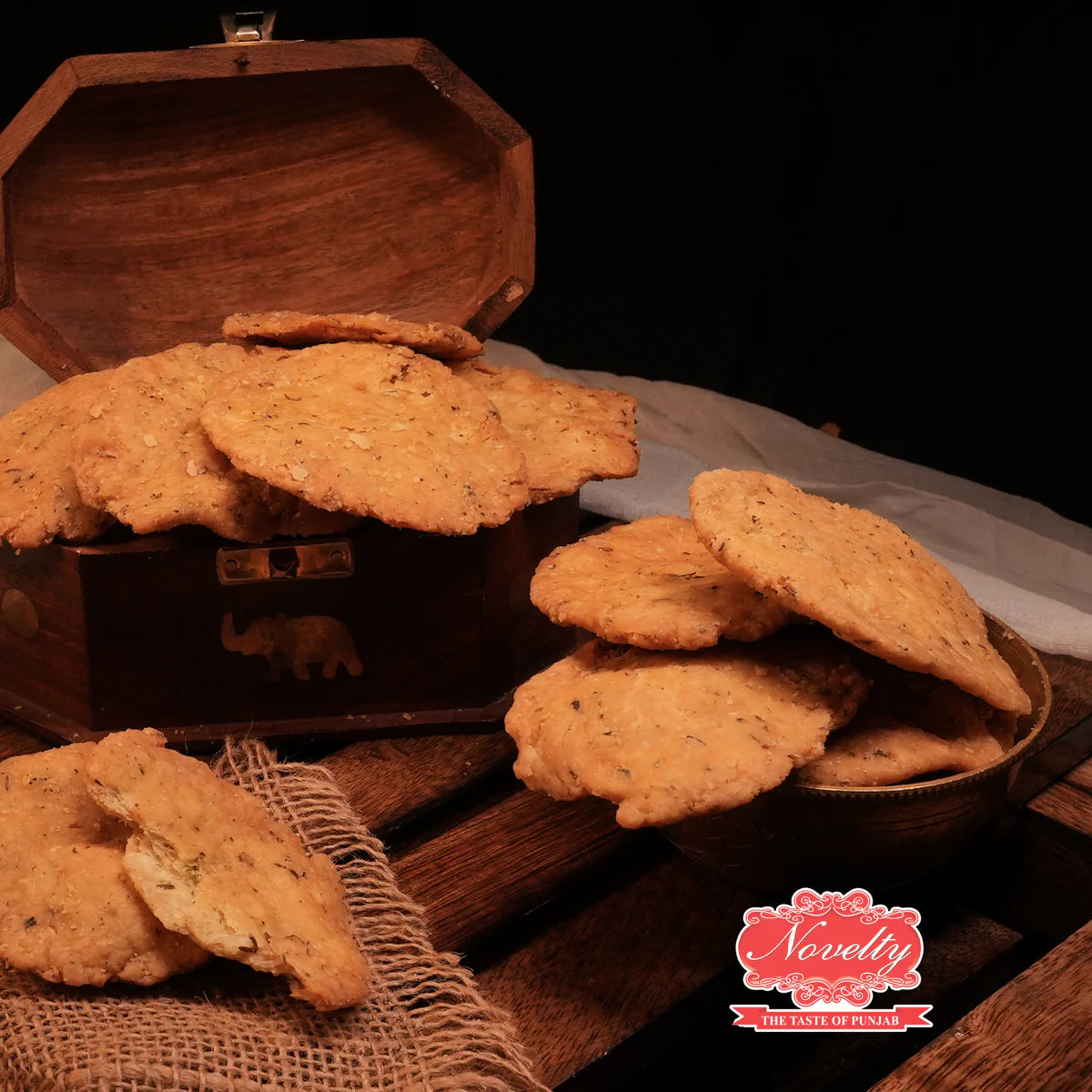 Novelty Sweets Amritsari Masala Mathi