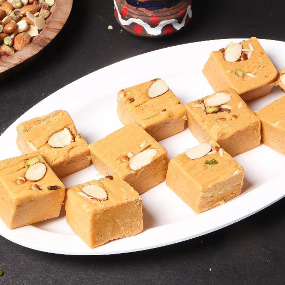 Kanti Sweets Banaras Soan Papdi