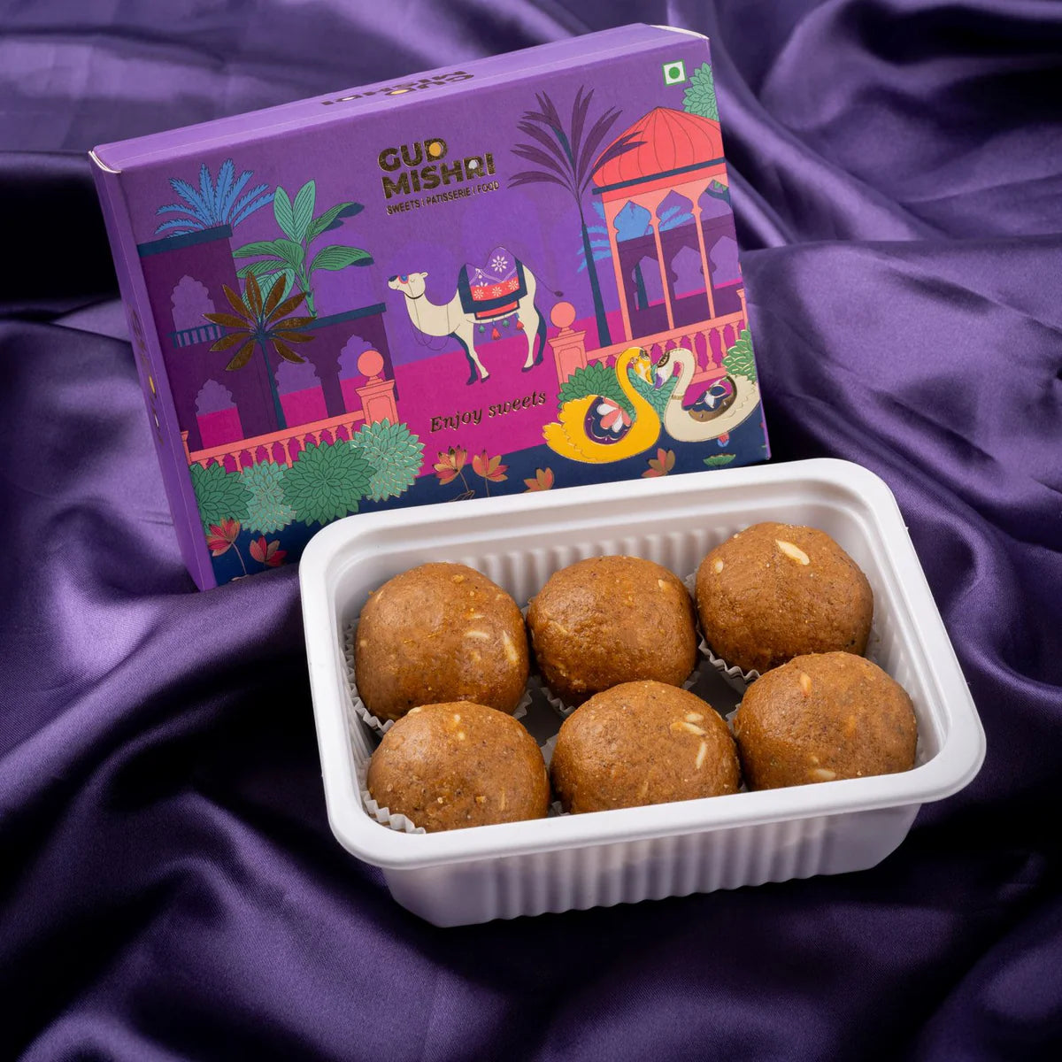 Gudmishri Besan Laddu Mishri