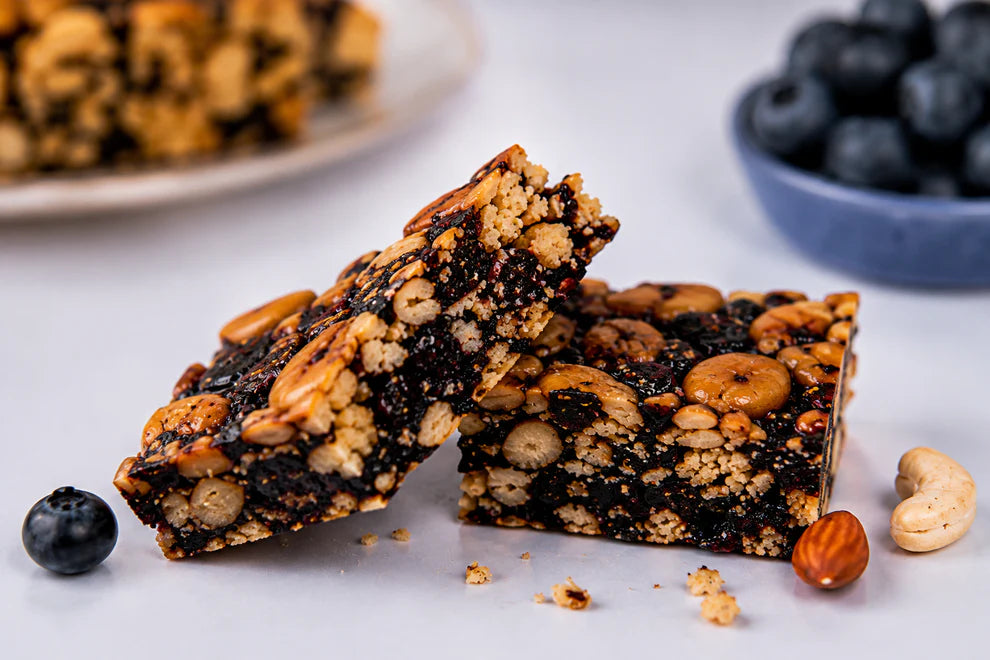 The Sweet Stories Blueberry Delight – Premium Nut & Berry Bites