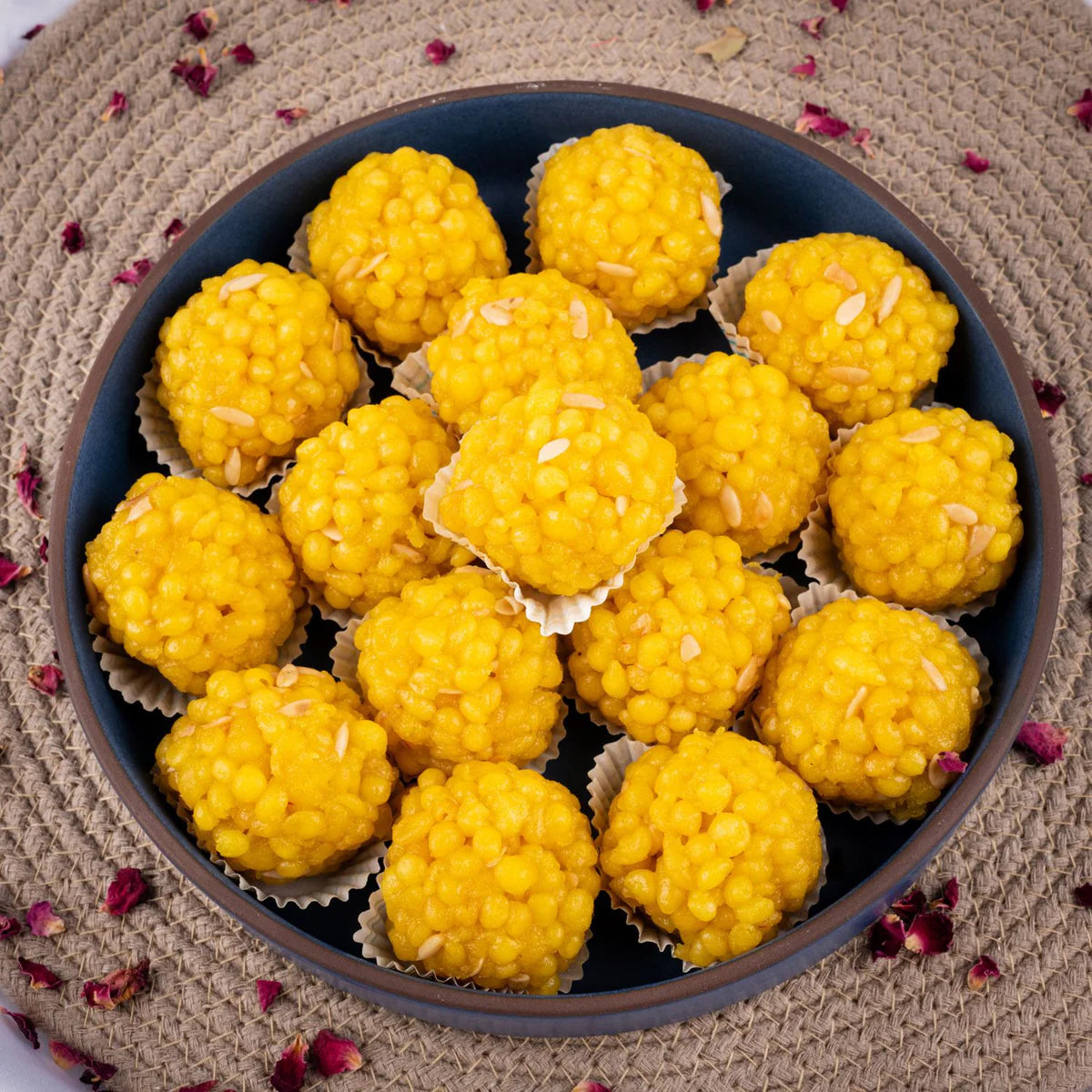 Gudmishri Chougani Laddu Mishri