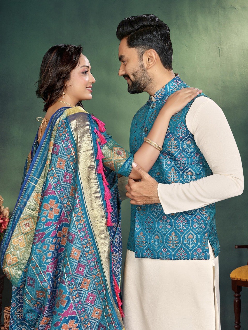 A&K Trends' Couple Combo