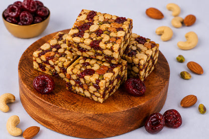 The Sweet Stories Cranberry Delight – Premium Nut & Berry Bites