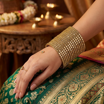 Glass Bangle - Gold 7