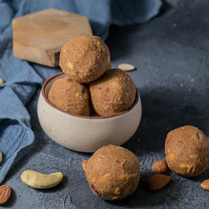 Vellanki Gondh Laddu
