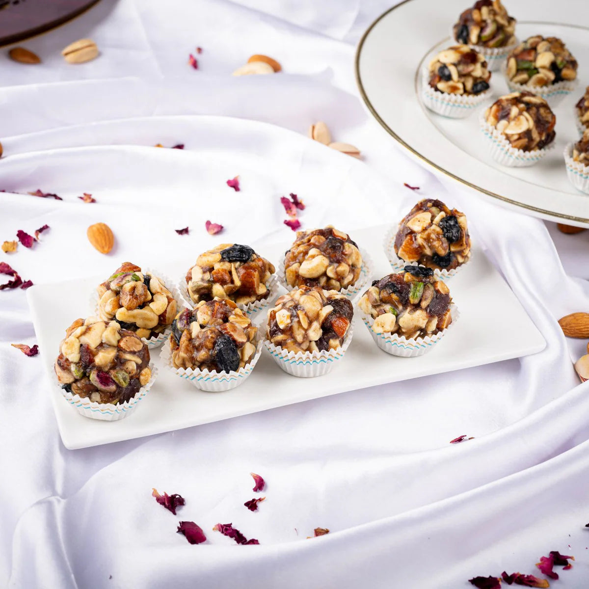Gudmishri Honey Dry Fruit Laddu