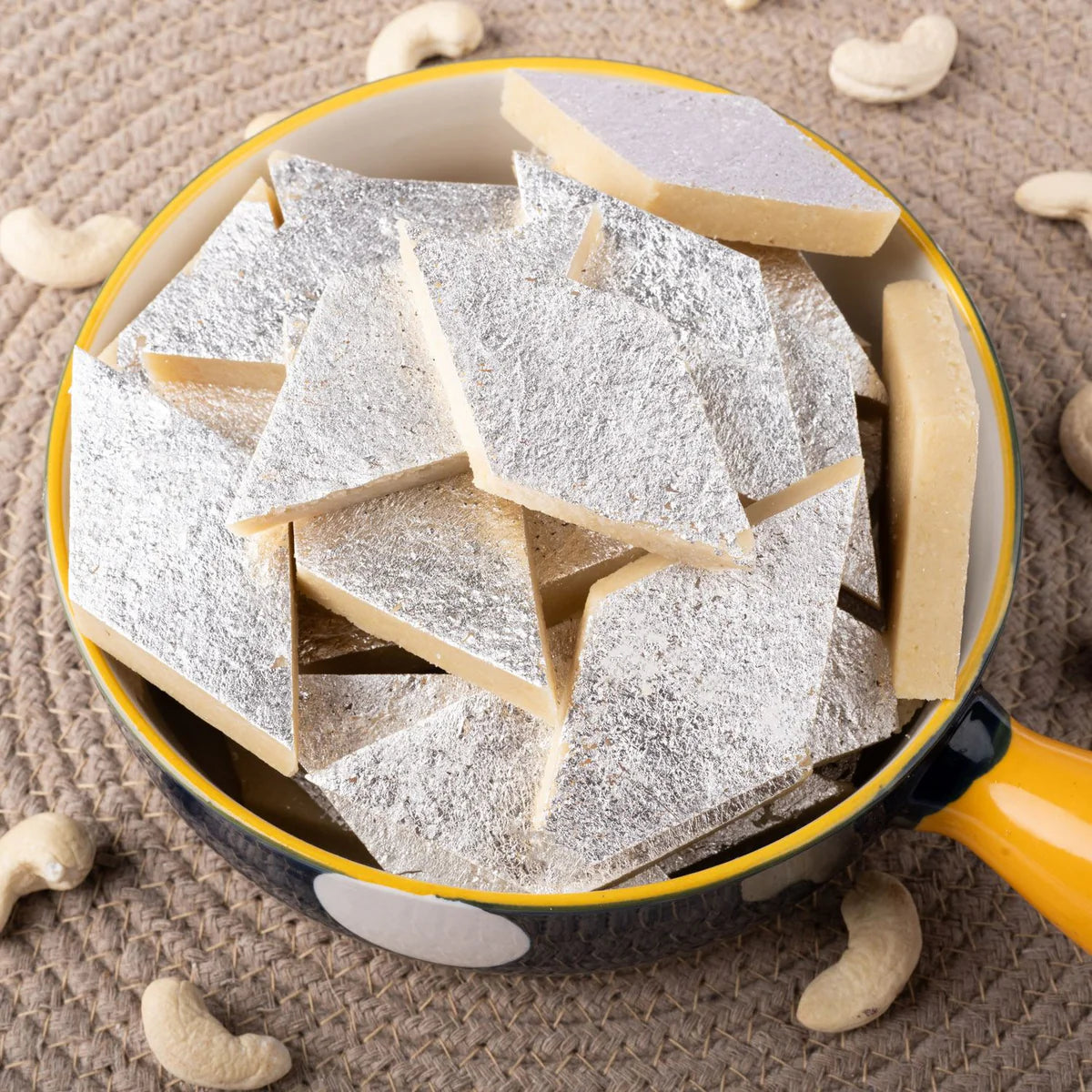 Gudmishri Kaju Katli Mishri
