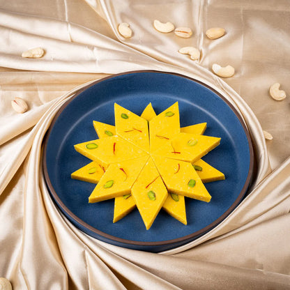 Gudmishri Kaju Kesar Katli