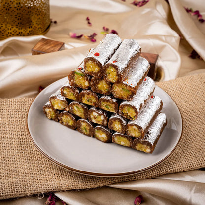 Gudmishri Kaju Roll Gud