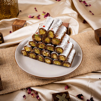 Gudmishri Kaju Roll Gud