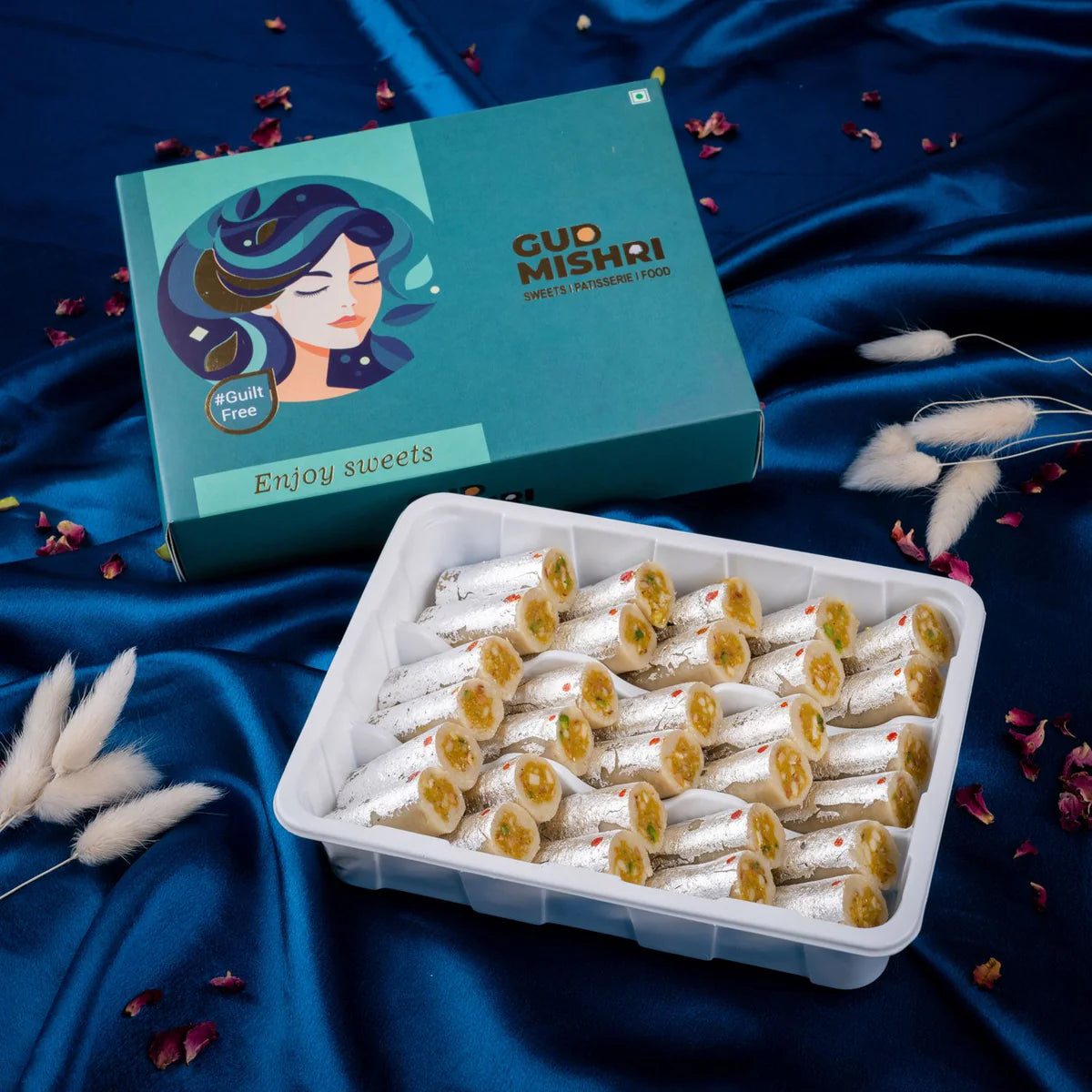 Gudmishri Kaju Roll Mishri