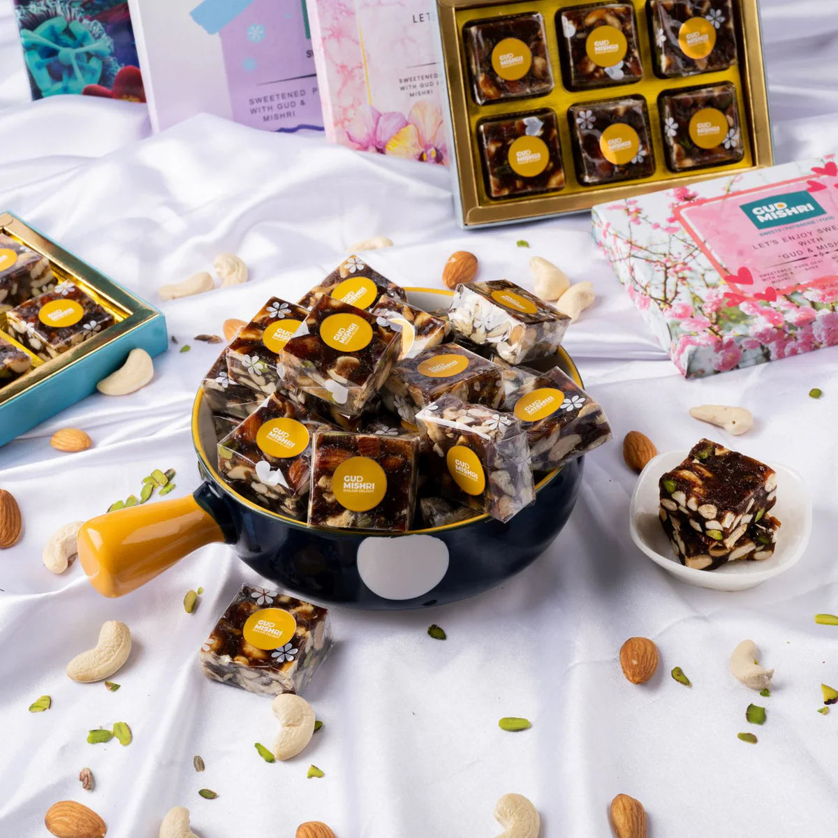 Gudmishri Khajoor Delight
