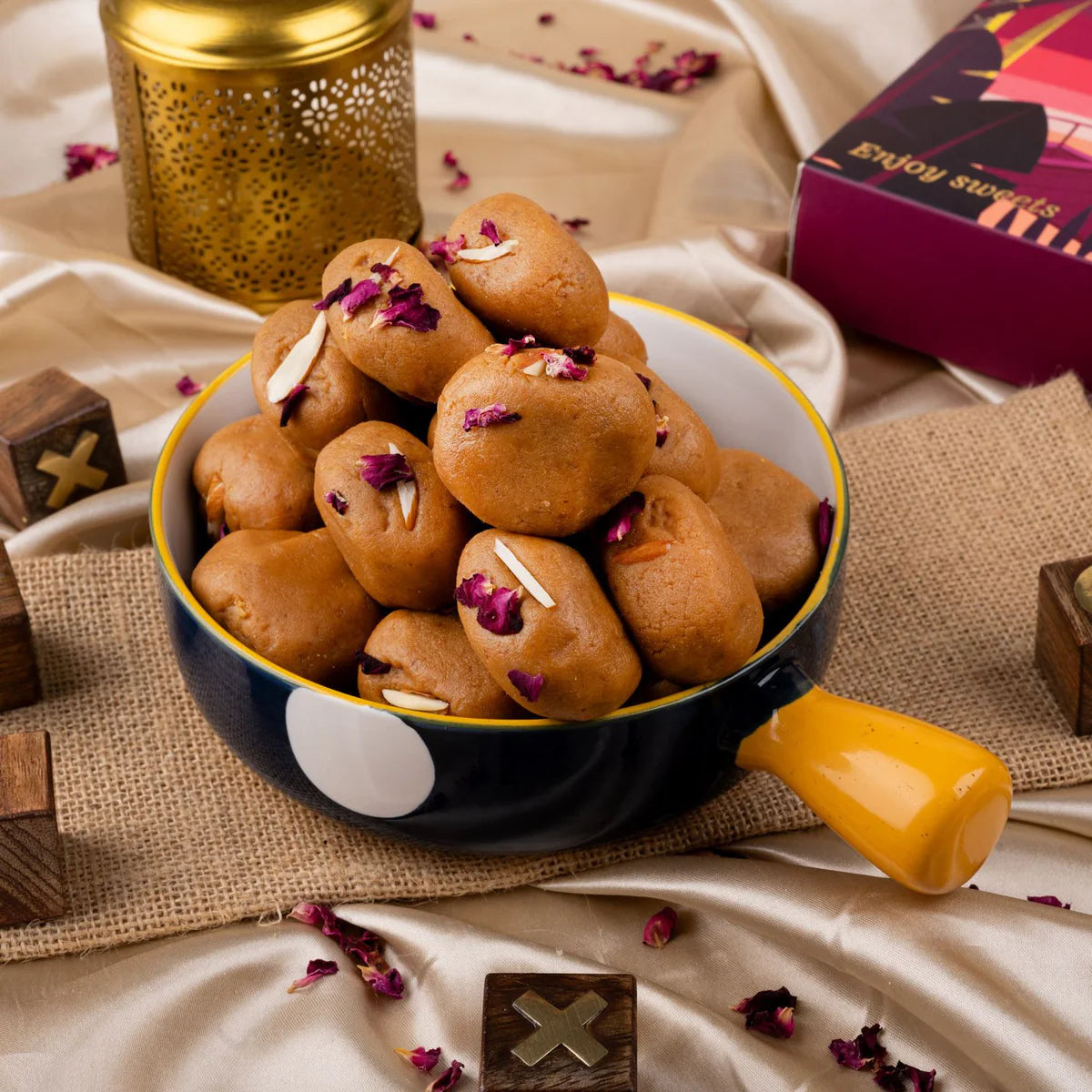 Gudmishri Mathura Peda