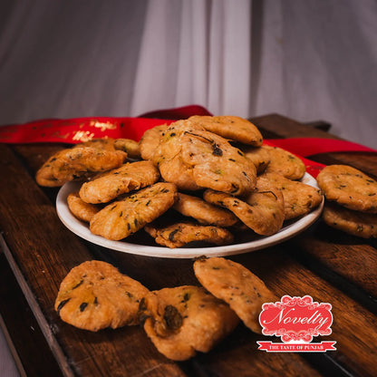 Novelty Sweets Methi Mathi