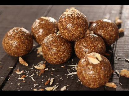 Kamarkat Srini's 
Multigrain Laddoo