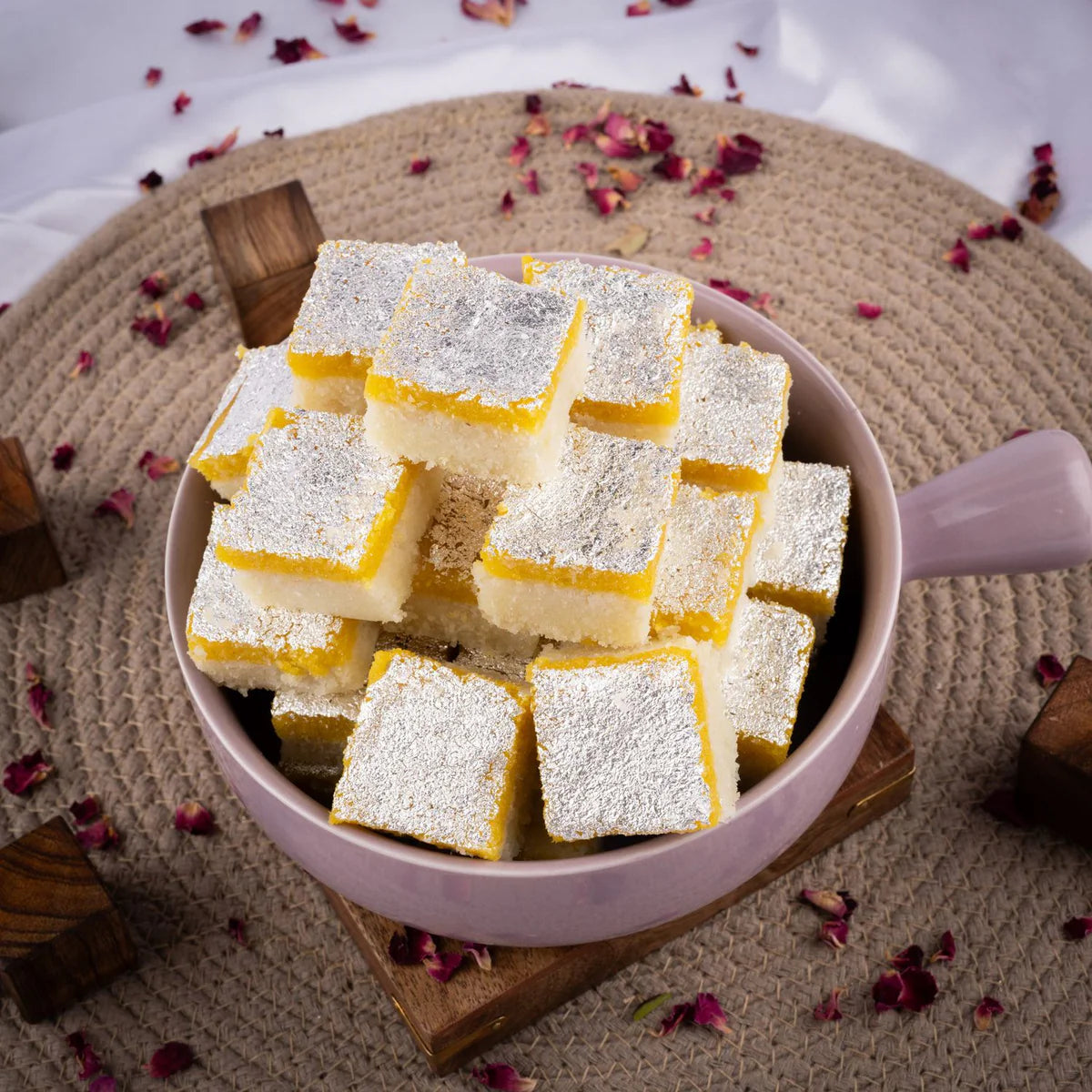 Gudmishri Nariyal Barfi Mishri Kesar