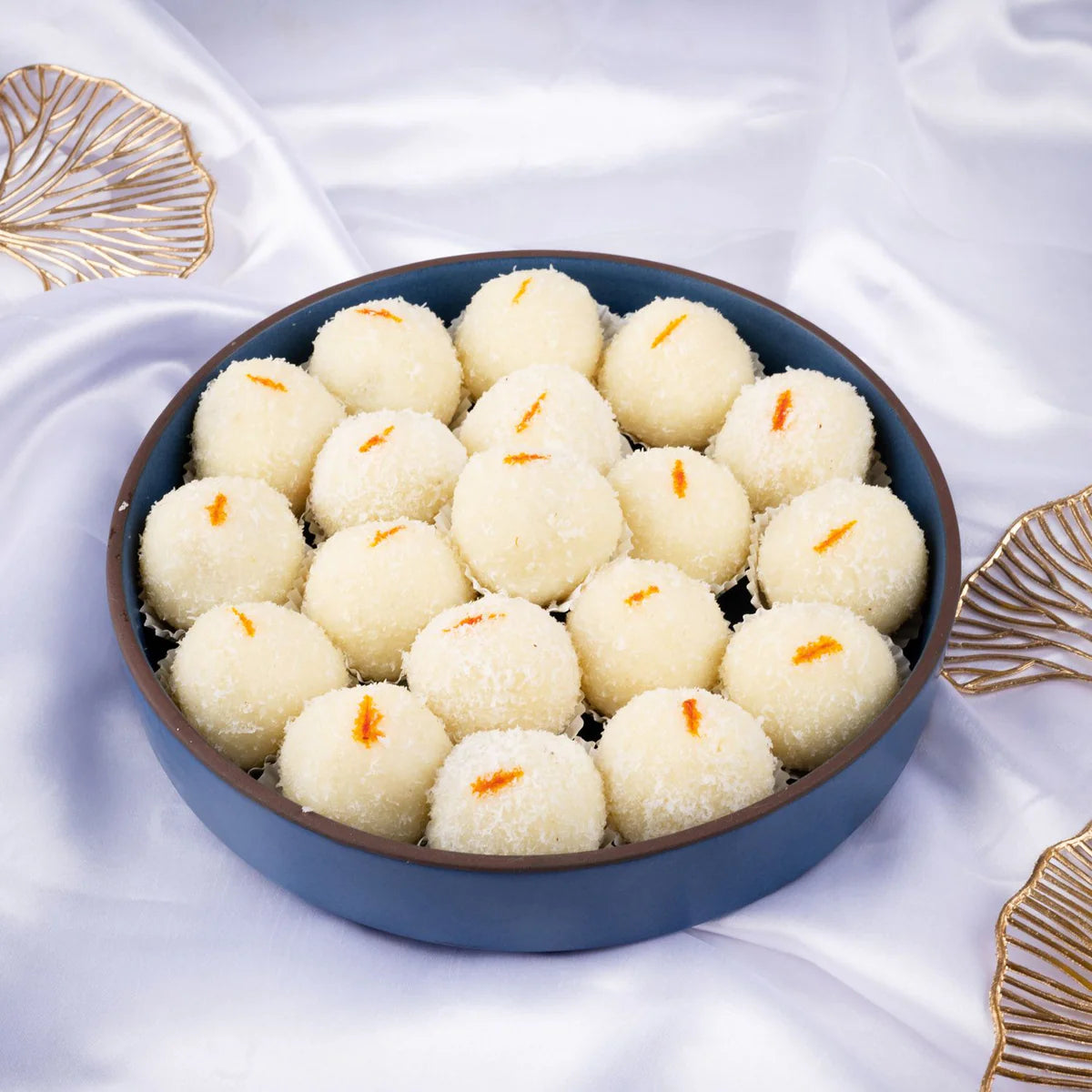 Gudmishri Sweets Nariyal Laddu Mishri