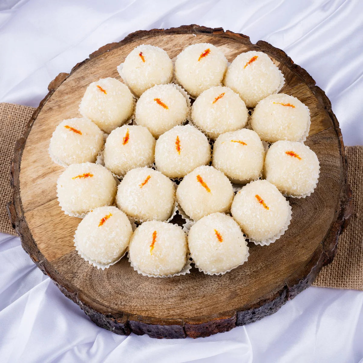 Gudmishri Sweets Nariyal Laddu Mishri