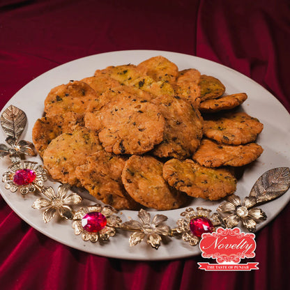 Novelty Sweets Palak Mathi