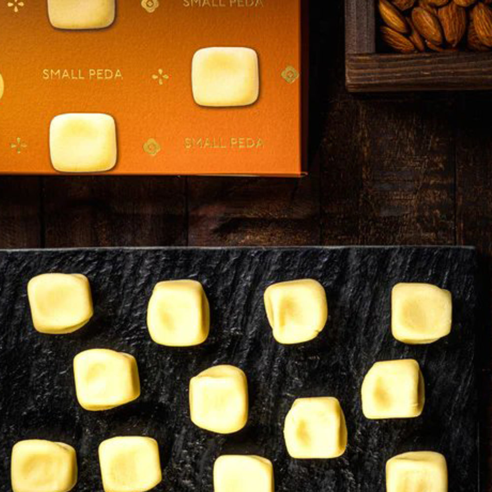 Almond House Small Peda