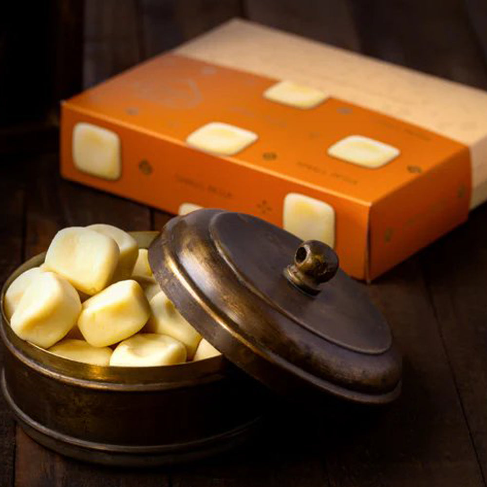 Almond House Small Peda